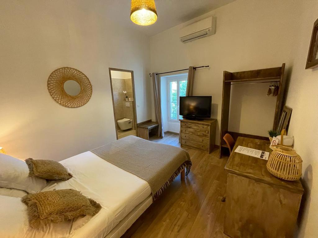 Hotel Mas De Galoffre Nîmes Dış mekan fotoğraf